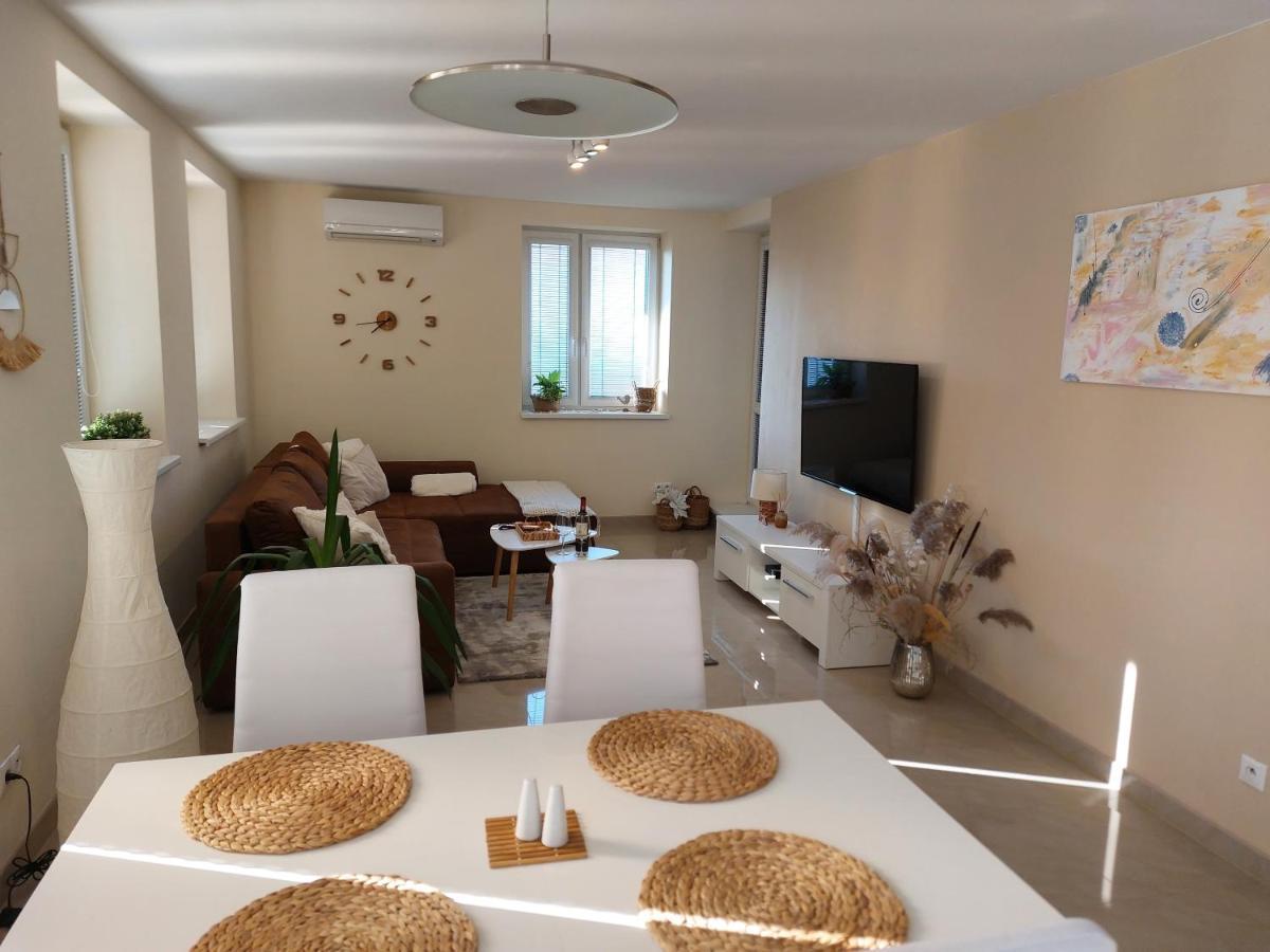 Frastak Apartment Hlohovec Exteriér fotografie